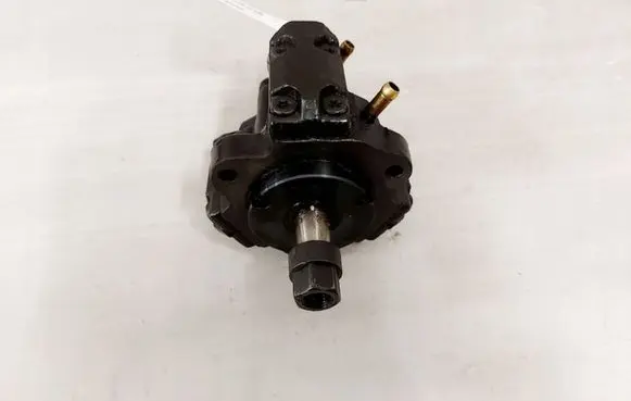 BMW 5 E39 Fuel injection high pressure pump
