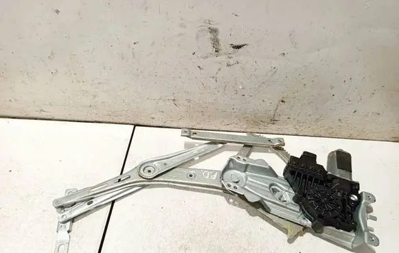 Opel Astra H Sliding door window regulator with motor 13100418 13100406