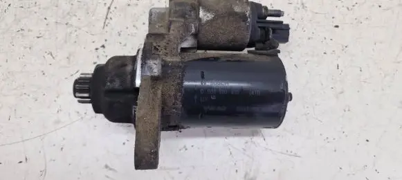 Volkswagen Golf VI Starter motor 0AH911023