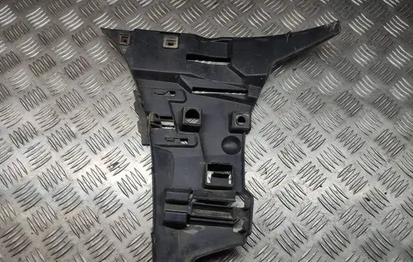 Volvo S60 Front bumper mounting bracket 09190303
