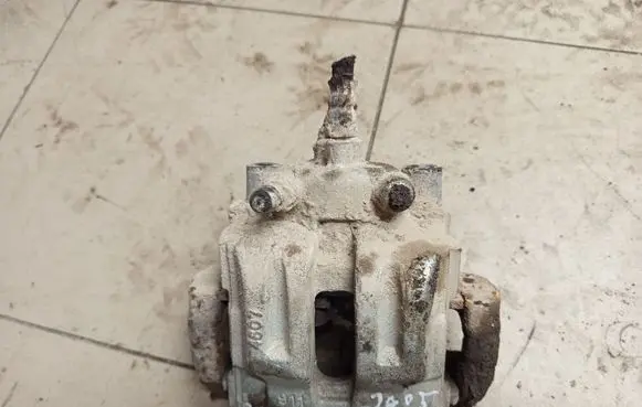 BMW 3 E90 E91 Rear brake caliper 