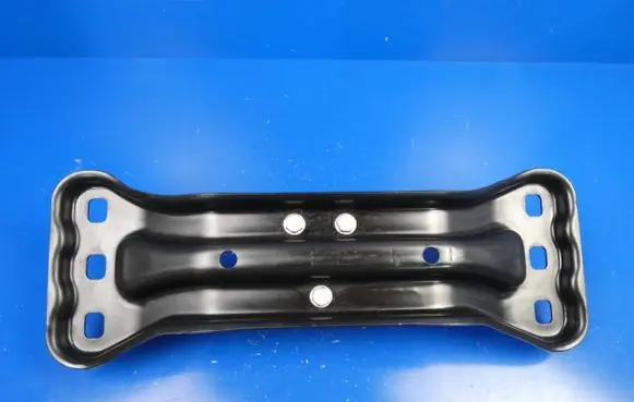 Mercedes-Benz C AMG W204 Gearbox mounting bracket A2042422501 2111702002