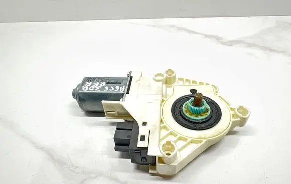 Audi A6 Allroad C6 Front door window regulator motor 4F0959802D 101997008201