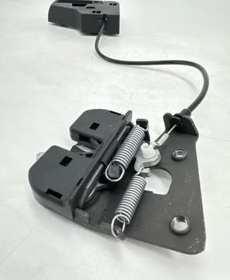 BMW 2 G42 Seat back rest lock catch BMW5220 7112964