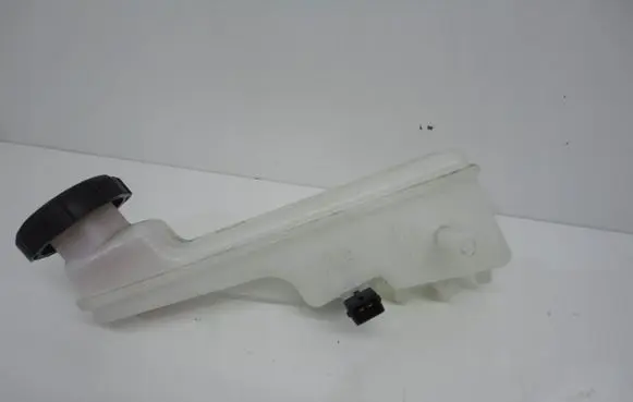 Brake fluid reservoir