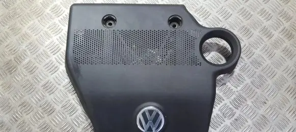 Volkswagen Golf III Engine cover (trim) 06A103925AC 06A103925AB