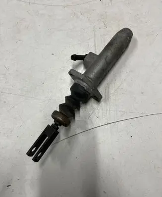 Audi 80 90 B3 Clutch master cylinder 893721401B