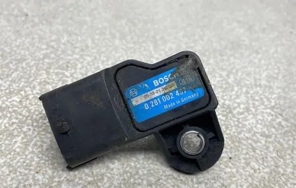 Opel Insignia A Air pressure sensor 0281002437