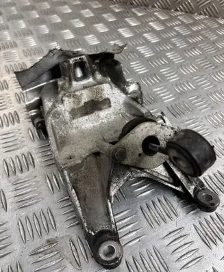 Audi A6 S6 C8 4K Engine mounting bracket 4M0199308BQ