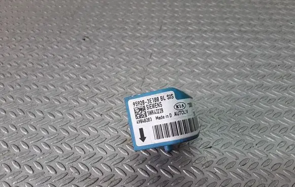 KIA Sorento Airbag deployment crash/impact sensor 959203E100 5WK43228