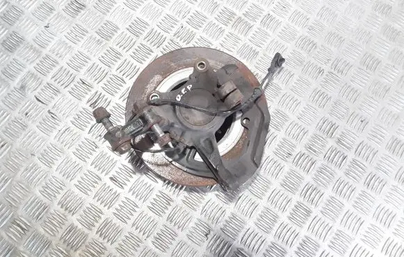 Renault Twingo III Front wheel hub 479387603R