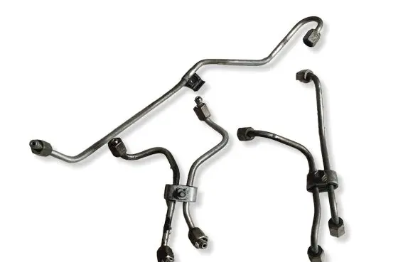 Toyota Avensis T270 Fuel injector supply line/pipe 