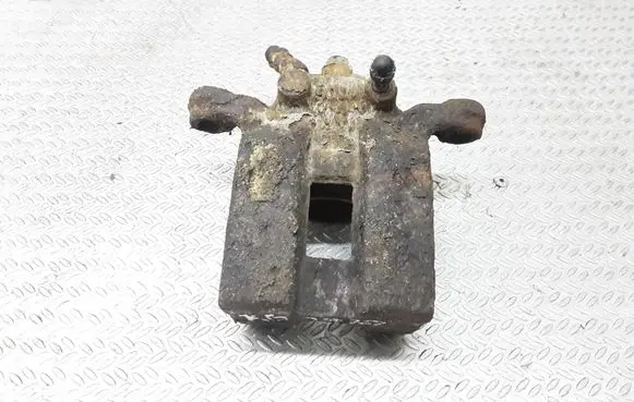 Nissan Murano Z50 Rear brake caliper