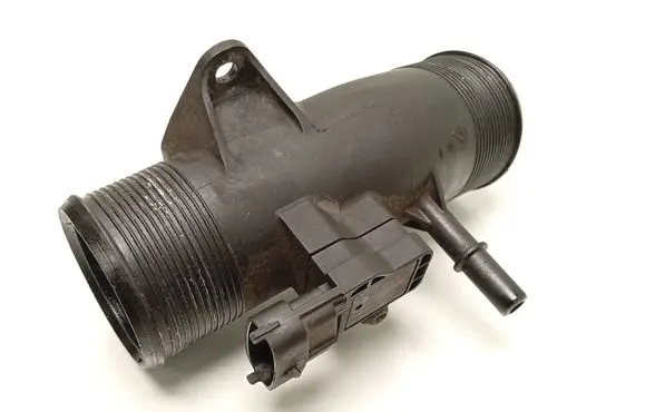 Intercooler hose/pipe