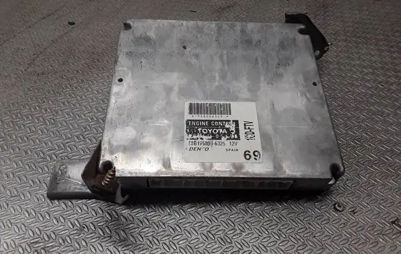 Toyota Avensis T250 Engine control unit/module MB1758006325 B1758006325