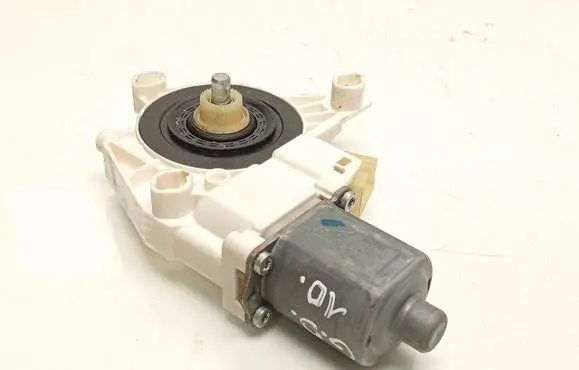 Mercedes-Benz ML W164 Rear door window regulator motor A2518200208 0130822280