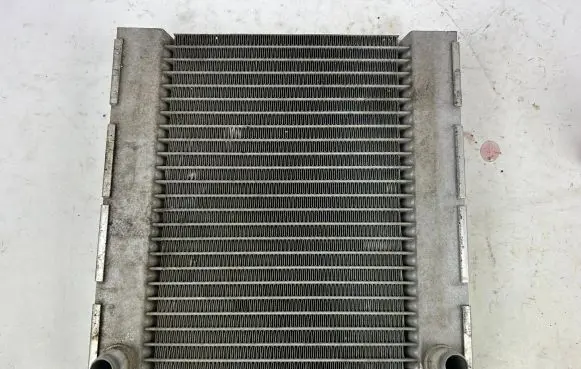 Mercedes-Benz E AMG W212 Coolant radiator A0995003203 Y1313001