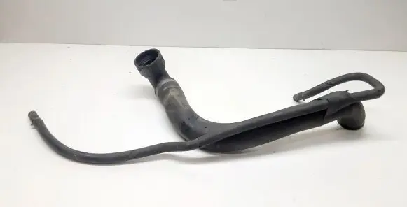 Mercedes-Benz S W220 Engine coolant pipe/hose
