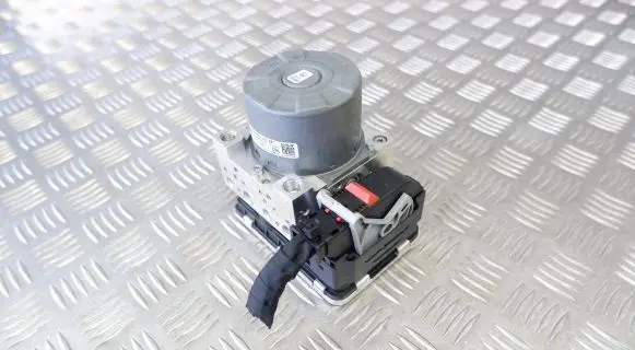 Volkswagen Tiguan ABS Pump 5Q0614517EF
