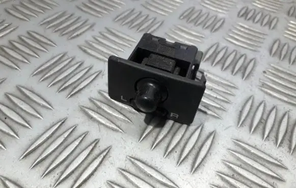 Nissan Almera Wing mirror switch