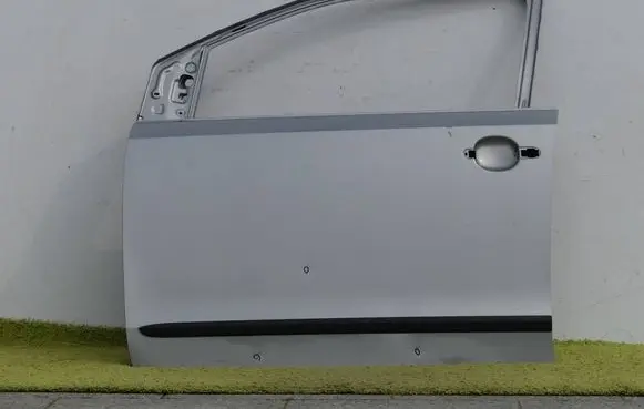 Volkswagen Up Front door 154831311F