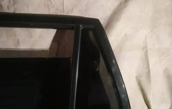 Toyota Corolla E120 E130 Rear vent window glass 