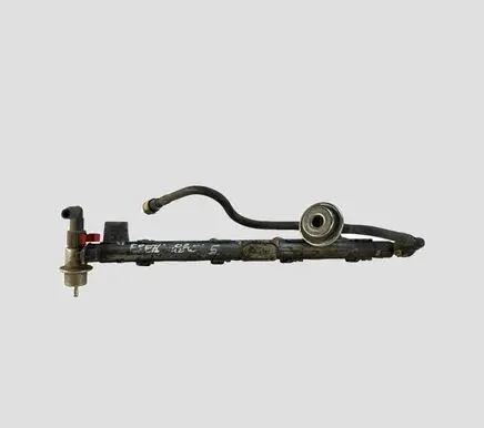 Ford Focus Fuel main line pipe