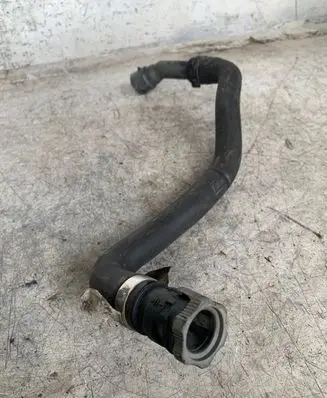 Ford Kuga I Engine coolant pipe/hose