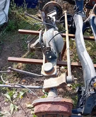 Ford Maverick Rear axle beam with reductor 