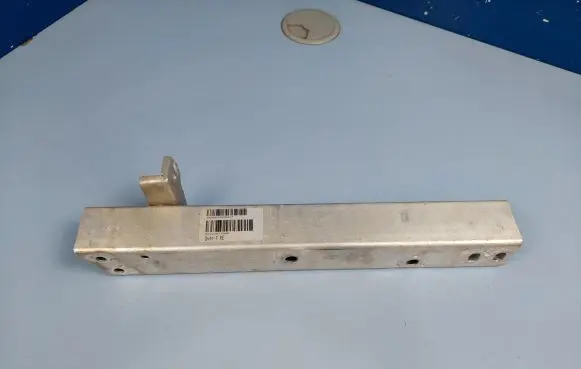 BMW i3 Front bumper support beam D6222077000 62220770