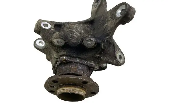 BMW 5 F10 F11 Rear wheel hub 6796099