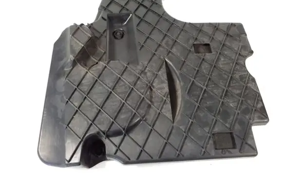 Mercedes-Benz E C207 W207 other engine part A6510100867