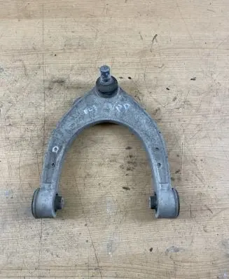BMW 5 GT F07 Front upper control arm/wishbone 6082