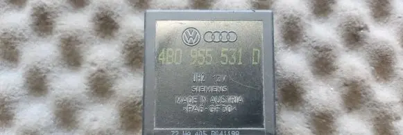 Audi A6 S6 C5 4B Window wiper relay 4B0955531D