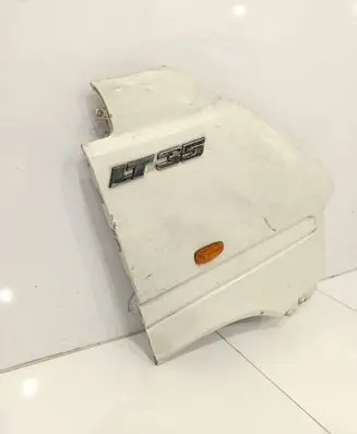 Volkswagen II LT Fender 