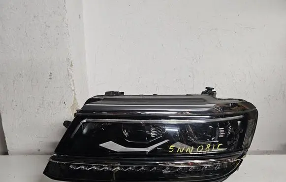 Volkswagen Tiguan Headlight/headlamp 5NN941081C