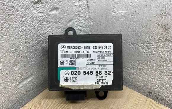 Mercedes-Benz Vito Viano W638 Immobilizer control unit/module 0205455832 357379