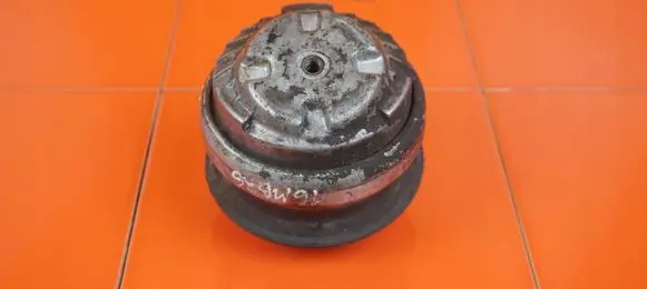 Mercedes-Benz CLS C219 Engine mount vacuum valve 642920