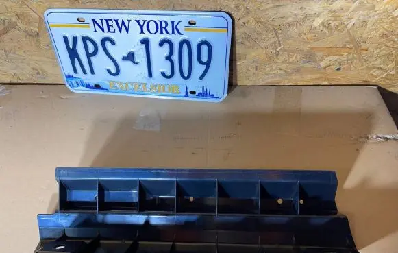 Tesla Model S Other trunk/boot trim element 100917300E