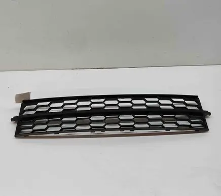 Skoda Octavia Mk3 (5E) Front grill 5E0853677