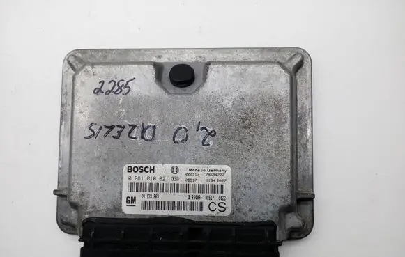 Opel Zafira A Engine control unit/module 0281010021