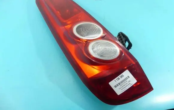 Ford Fiesta Rear/tail lights 6S61-13405-B IMPRK1136565