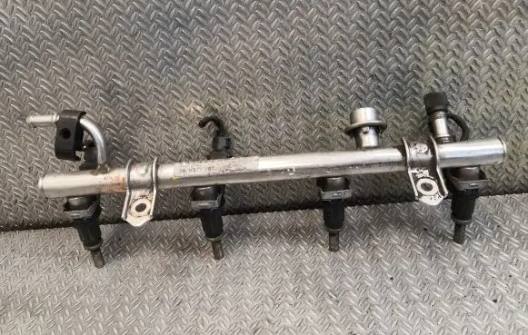 Mercedes-Benz A W169 Fuel injectors set 0000789023 2660701795