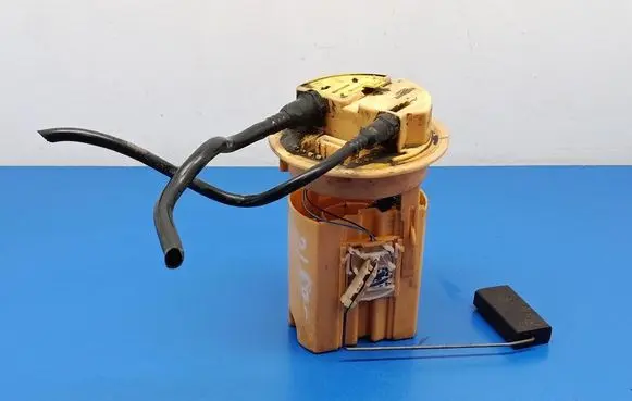 Citroen Xsara Picasso In-tank fuel pump 9628163580