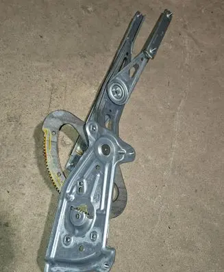 Renault Scenic III - Grand scenic III Rear door window regulator with motor 827200006R
