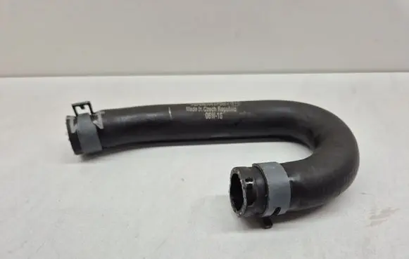 Porsche Cayenne (92A) Engine coolant pipe/hose 7P5815991