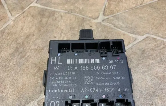 Mercedes-Benz GLE (W166 - C292) Door control unit/module A1669006307