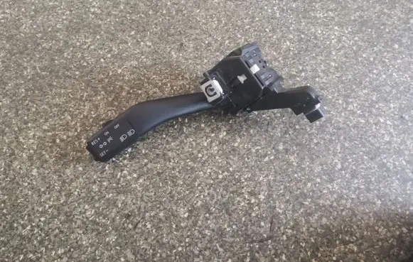 Volkswagen Golf V Indicator stalk 1K0953513A