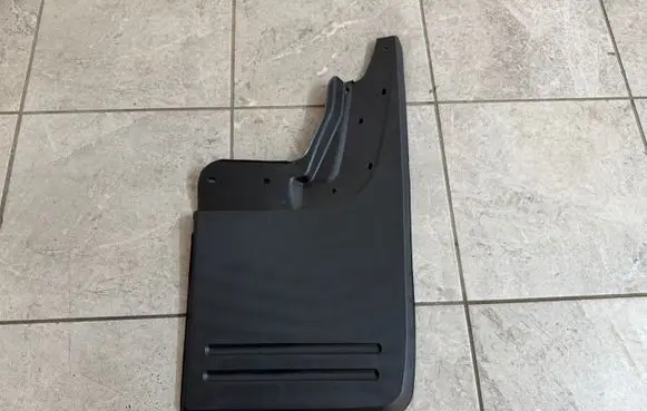 Volkswagen Amarok Rear mudguard 