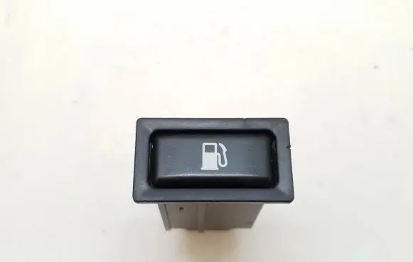Toyota Avensis T250 Fuel tank opening switch 156795